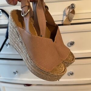 Marc Fisher Women's Tan/Blush Espadrille Wedge Sandals 6